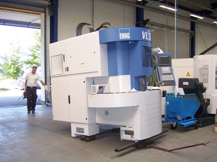 Seifried-Zahnräder Anlieferung der Maschine emag