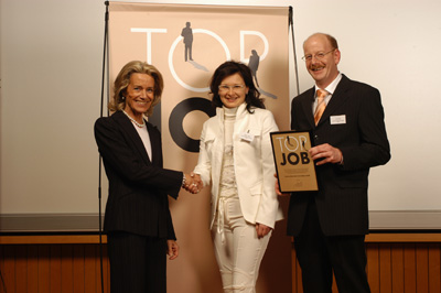 Seifried-Zahnräder Überreichung Auszeichnung